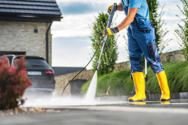 Best Window and Screen Pressure Cleaning in South Uniontown, PA